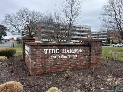 1460 Elm St #332, Stratford, CT 06615
