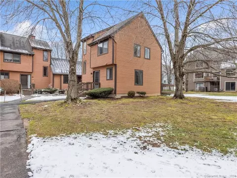 64 Silo Way #64, Bloomfield, CT 06002