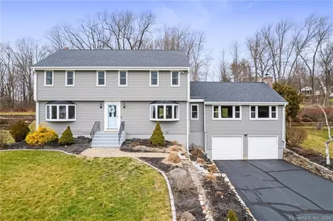 59 Spruce Ln, Glastonbury, CT 06033