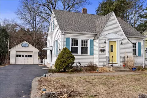 279 House St, Glastonbury, CT 06033