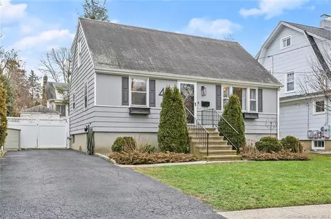 41 Newman Pl, Fairfield, CT 06825