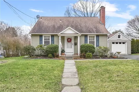 100 Grove St, New Milford, CT 06776