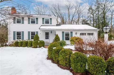 20 Galaxy Dr, Manchester, CT 06040