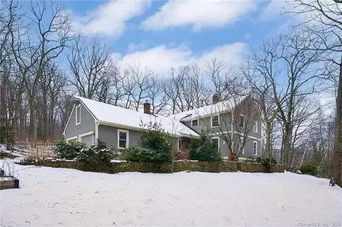 74 High Ridge Dr, Tolland, CT 06084