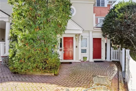 51 Forest Ave #21, Greenwich, CT 06870