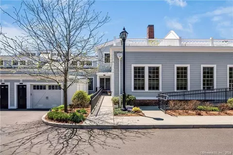 66 High St #4, Guilford, CT 06437