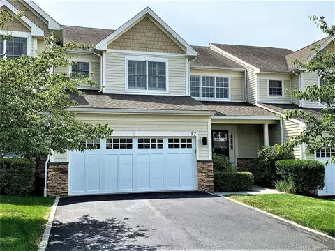 638 Danbury Rd #57, Ridgefield, CT 06877