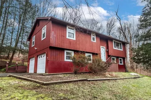 14 Old Lantern Rd, New Milford, CT 06776