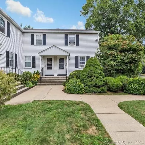 200 Sylvan Knoll Rd, Stamford, CT 06902