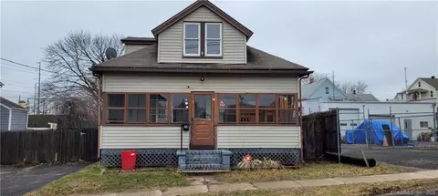 29 Thompson St, Stratford, CT 06615