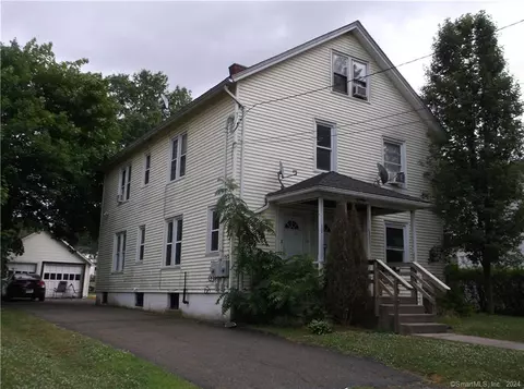 10 Walnut St, Middletown, CT 06457