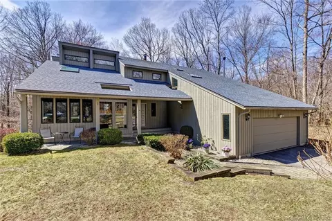 25 Eagle Rock Trl, Marlborough, CT 06447