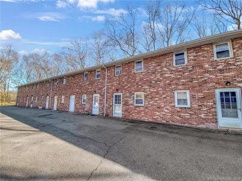 3 Rathbun Rd #7, East Lyme, CT 06357