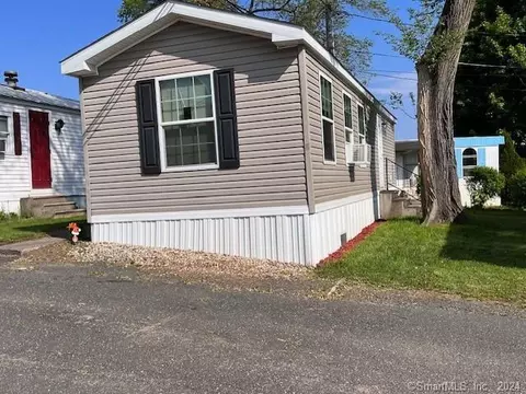 9 North Rd #7, East Windsor, CT 06088