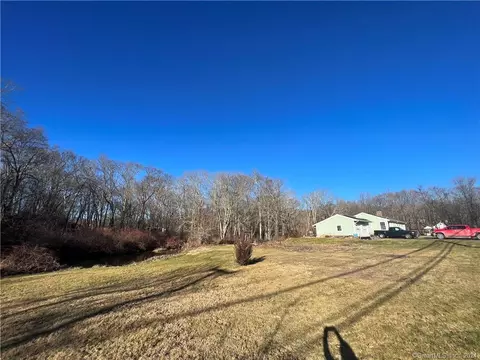 88 Sterling Hill Rd, Plainfield, CT 06354