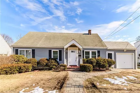 41 Anna Ave, Waterbury, CT 06708