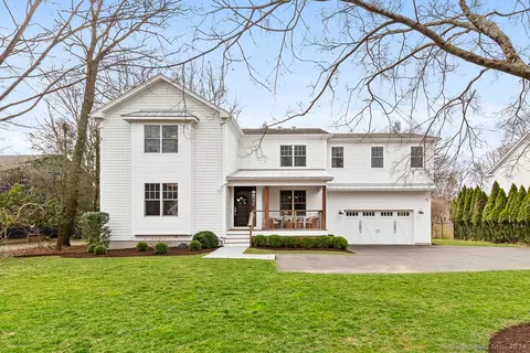 54 Long Lots Rd, Westport, CT 06880