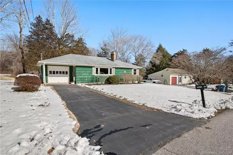 11 Annadell Rd, Norwich, CT 06360