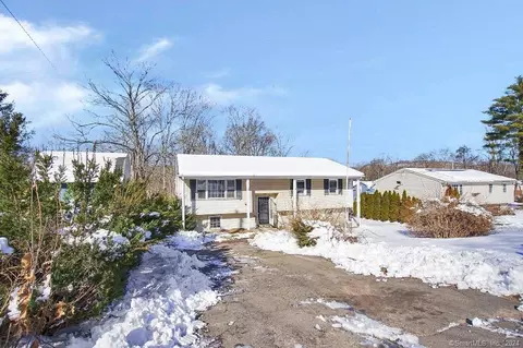 719 Hanover Rd, Meriden, CT 06451