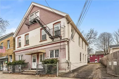 434 Shelton Ave, Hamden, CT 06511