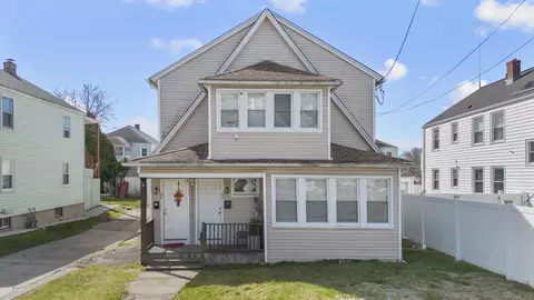 66 Palm St, Bridgeport, CT 06610