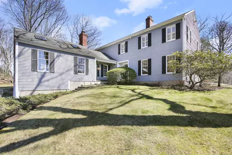 47 Shag Bark Rd, Stamford, CT 06903