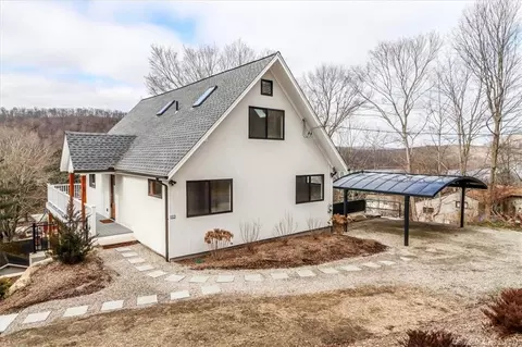 112 Carmen Hill Rd, New Milford, CT 06776