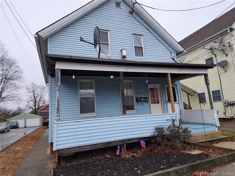 103 School St, Killingly, CT 06239