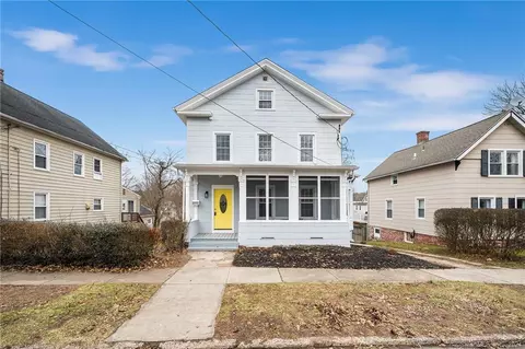 13 Simpson Ave, Wallingford, CT 06492