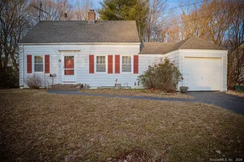 23 Oberlin Rd, Hamden, CT 06514