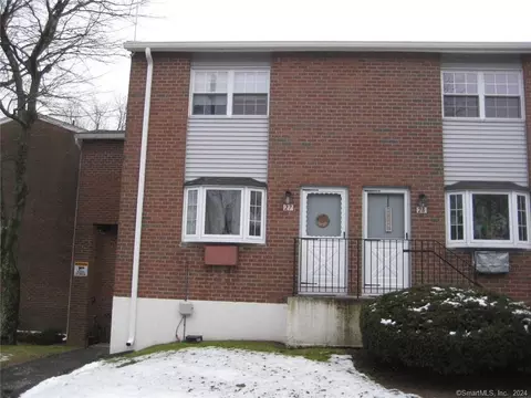 48 Beths Ave #27, Bristol, CT 06010