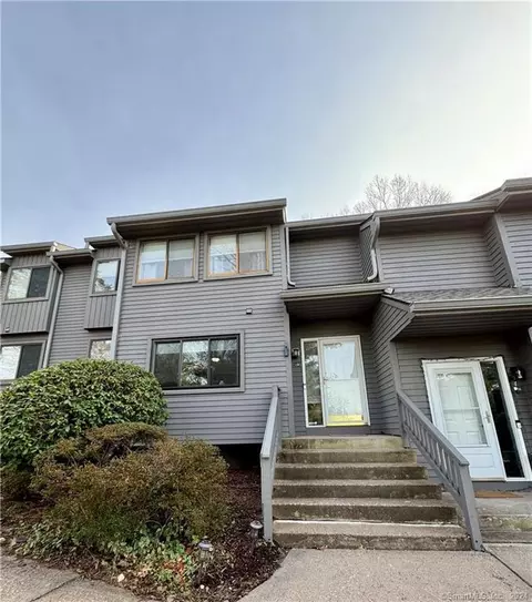 158 Conestoga Way #158, Glastonbury, CT 06033