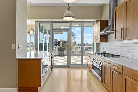1515 Summer St #802, Stamford, CT 06905