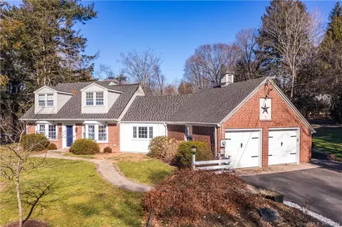 34 Old Lane Rd, Cheshire, CT 06410