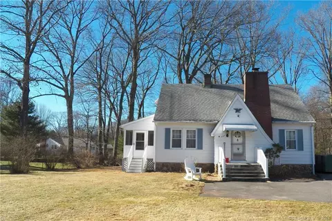 257 Peck Ln, Cheshire, CT 06410