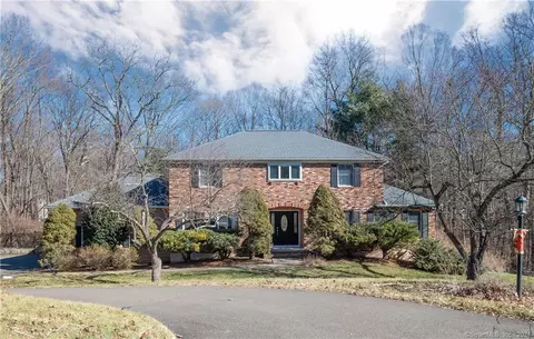 23 Wintergreen Hill Rd, Danbury, CT 06811