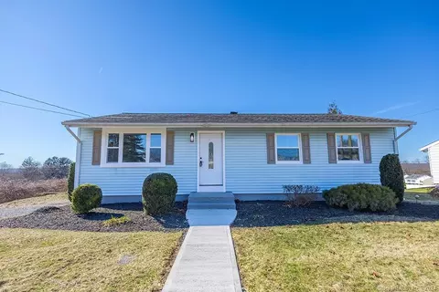 10 Prairie Ave, Derby, CT 06418