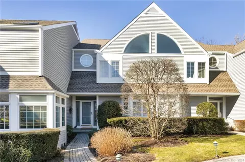 67 Hale Ln, Darien, CT 06820
