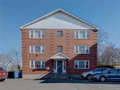 22 Park Pl #4F, New Britain, CT 06052