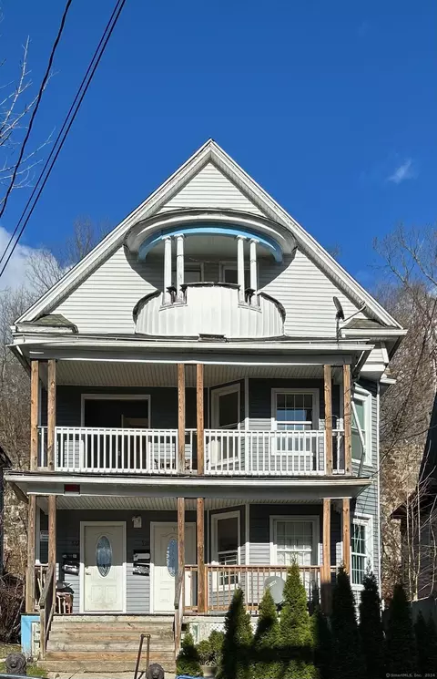 320 Willow St, Waterbury, CT 06710