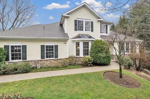 54 Terra Nova Cir #54, Westport, CT 06880