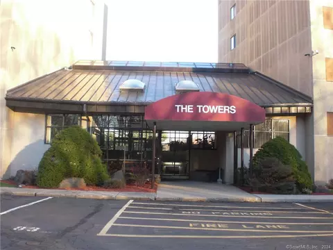 81 Putter Dr #81, Wallingford, CT 06492
