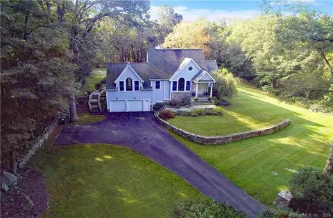 118 Florida Hill Rd, Ridgefield, CT 06877
