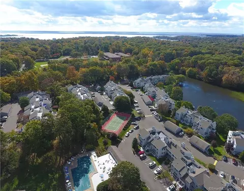 130 Rowayton Woods Dr #130, Norwalk, CT 06854