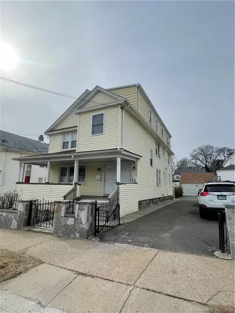 739 Lindley St, Bridgeport, CT 06606