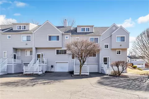 7 Country Pl #7, Shelton, CT 06484