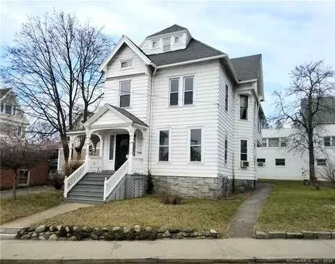 23 Pine St, Waterbury, CT 06710