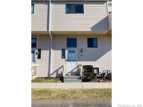 202 Timber Ln, Canton, CT 06019