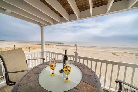 133 Milford Point Rd, Milford, CT 06460