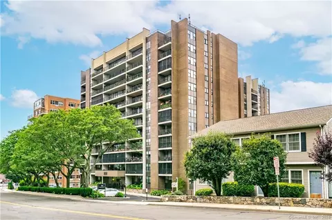 44 Strawberry Hill Ave #5M, Stamford, CT 06902
